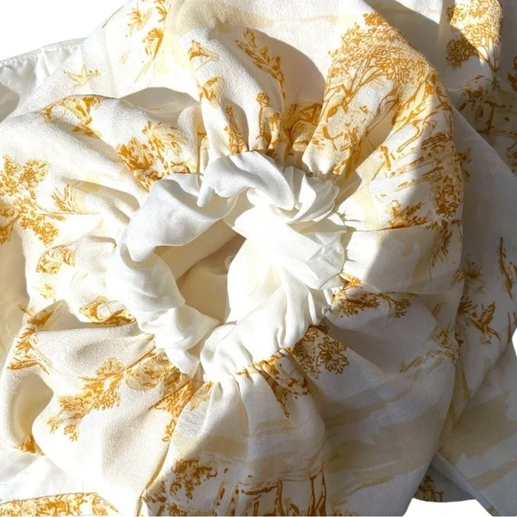 NWT SHEIN Milkmaid Top Size Small - Picture 7 of 11